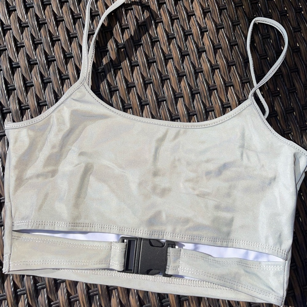 Reflective top